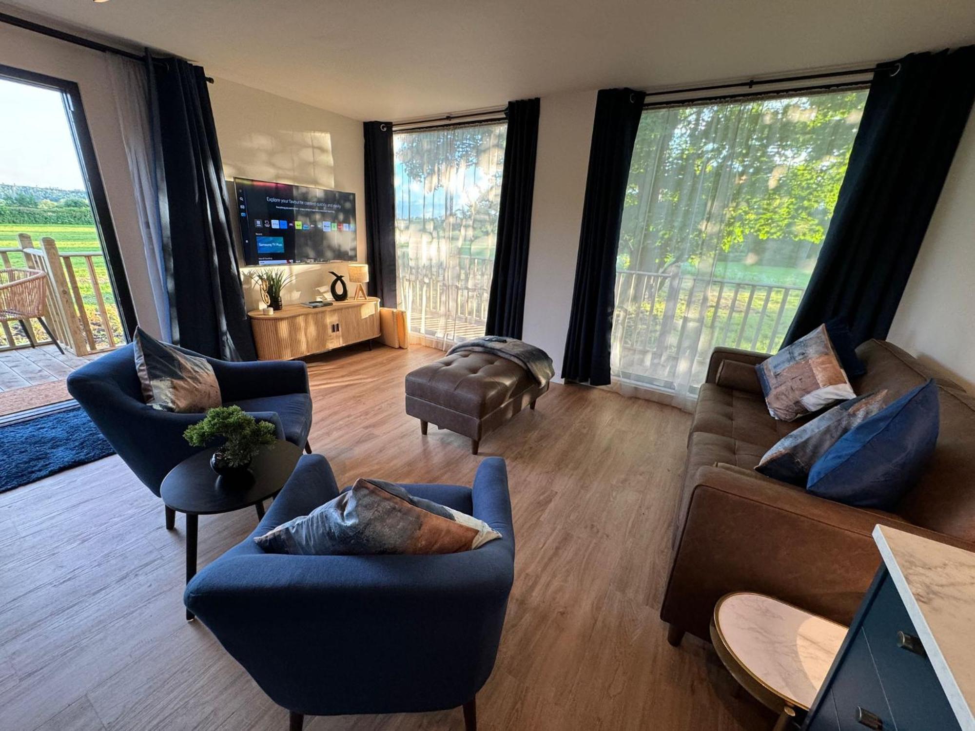 Unbox At Poplar Tree Villa Durham Buitenkant foto