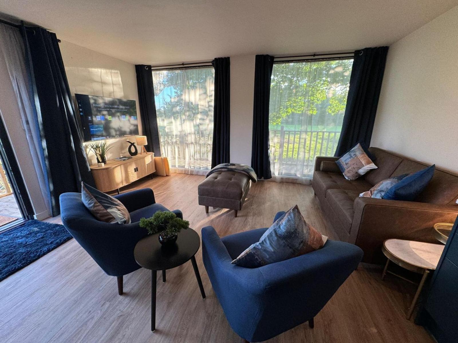 Unbox At Poplar Tree Villa Durham Buitenkant foto
