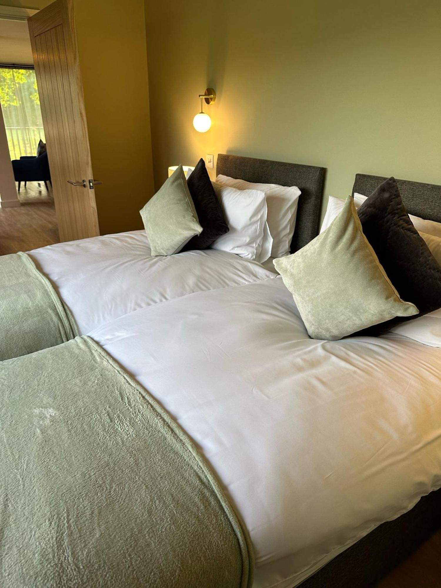 Unbox At Poplar Tree Villa Durham Buitenkant foto